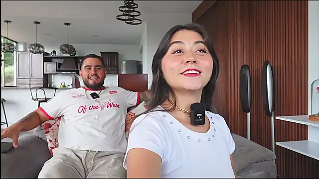 Bellapazzia online show from April 10, 5:19 pm