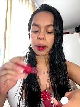 xlovelygirlx online show from September 29, 7:30 pm