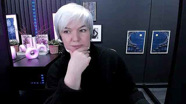 CarmenSoft online show from February 28, 9:03 pm