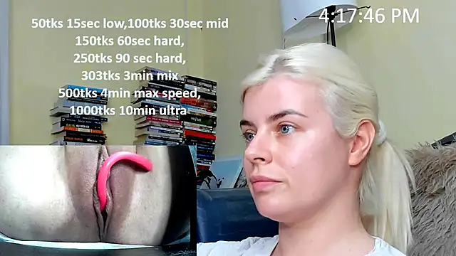 queenofthenighttt online show from January 12, 3:17 pm