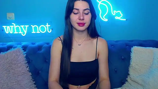 ViollinaLove online show from November 7, 5:46 am