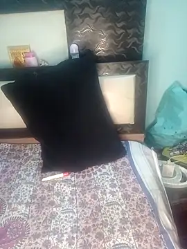 Snapshot of Sweet-Berry chatting on October 7, 5:17 pm Sweet-Berry online show from October 7, 5:17 pm