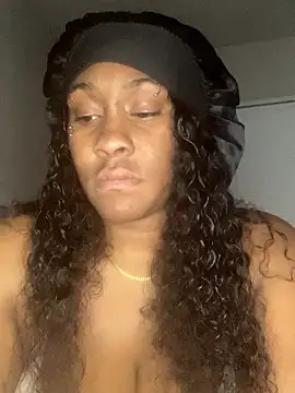 Foreignthababyy online show from February 10, 6:27 am