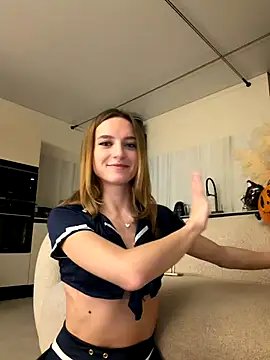 -AngelAri- online show from October 31, 9:08 pm