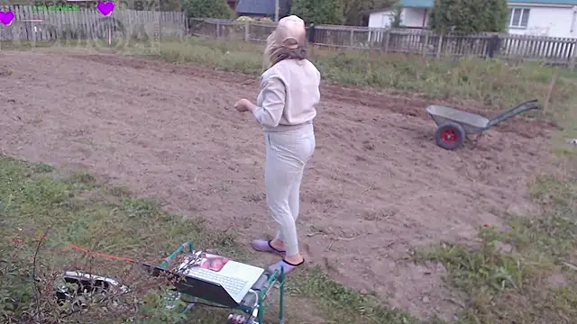 sexyshowow online show from September 15, 3:09 pm