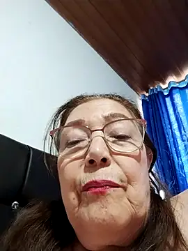 Vicky Rosse online show from April 10, 8:26 pm