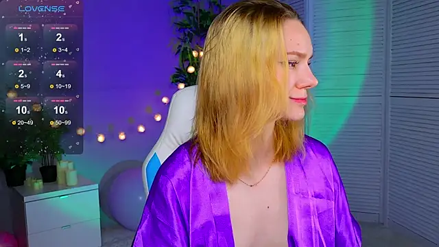 Ramona    online show from April 5, 1:43 pm