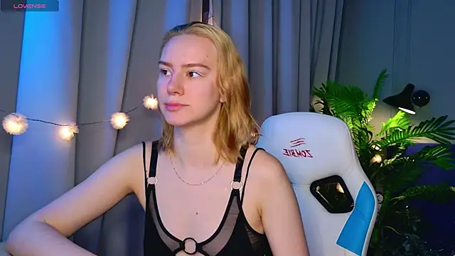 Ramona    online show from December 22, 6:05 am