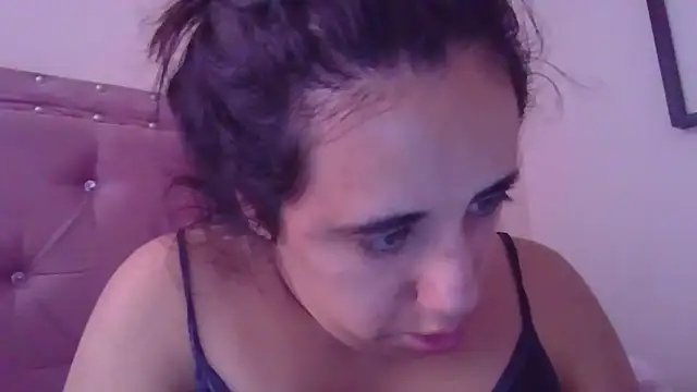 annarose19 online show from February 2, 8:41 pm