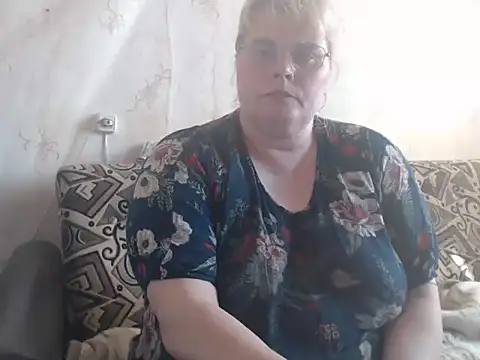 Ameliabusty online show from September 13, 12:46 pm