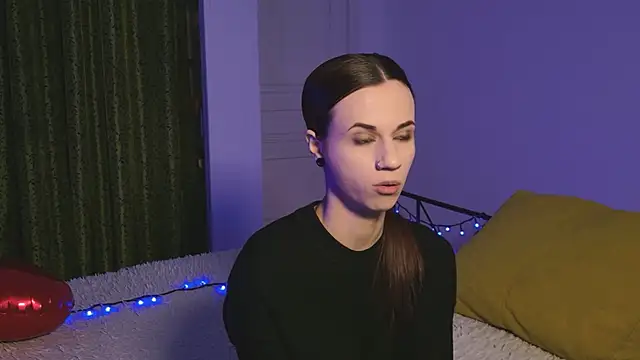 ItsAlisia online show from February 16, 7:52 am