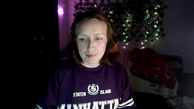 kittykalor09 online show from March 19, 1:43 am