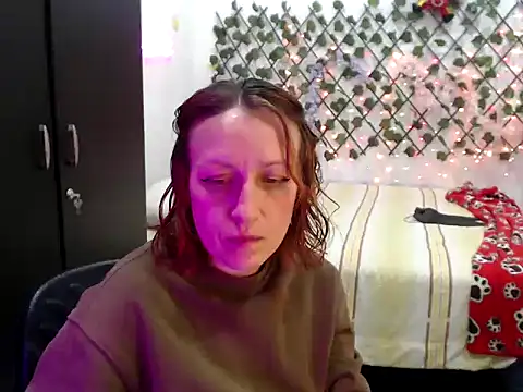 kittykalor09 online show from March 27, 1:18 am