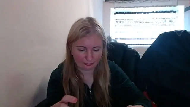 PeterAndJen online show from May 16, 11:09 am