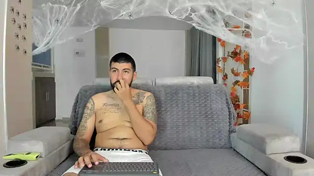 DulceRomance online show from October 29, 6:18 am