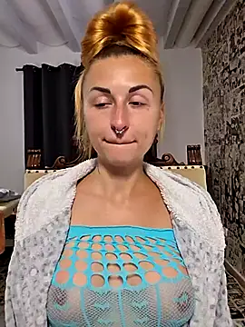 kylie blck online show from December 3, 11:34 am