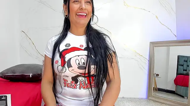 IsiisLovei online show from December 2, 2:41 pm