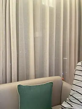 sphynx- - online show from December 5, 2:40 pm