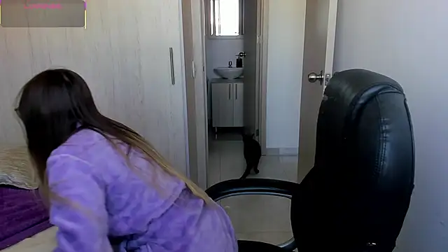 StacyConner online show from March 20, 8:03 pm