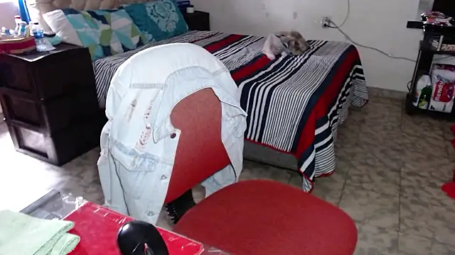 Barbiegomez online show from February 25, 5:55 pm