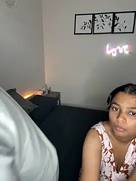 Guessmyjoy online show from November 25, 1:19 am