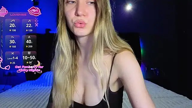 SexyCocobutt online show from February 1, 12:15 pm