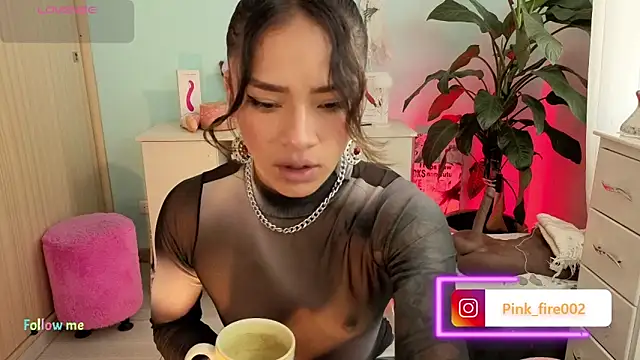 Snapshot of melisa_es chatting on October 21, 12:09 pm melisa es online show from October 21, 12:09 pm