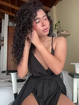 GabriSaenz online show from April 6, 12:28 pm