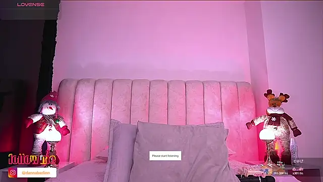 danna berlin  online show from November 7, 7:41 pm