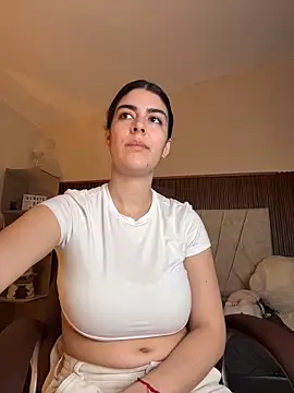  Niah  online show from April 1, 8:50 pm