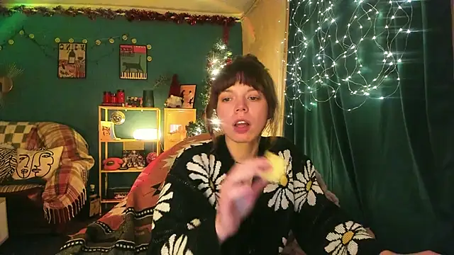 ClancyMorissey online show from December 16, 8:15 pm