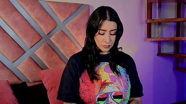  kelly hous36 online show from March 4, 12:56 pm