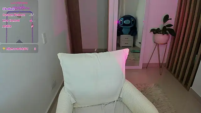 Katysmith26 online show from March 21, 12:04 am