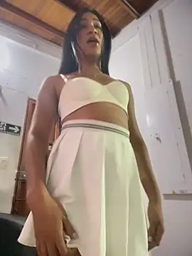 Ashly Miller online show from March 6, 8:37 pm