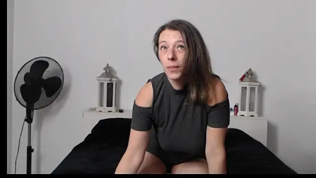 Oriane Jackson online show from November 13, 5:34 pm