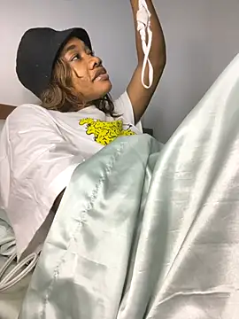  yisela  online show from November 16, 3:41 am