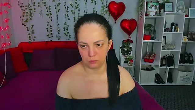 DarlingMilf online show from March 20, 7:08 pm