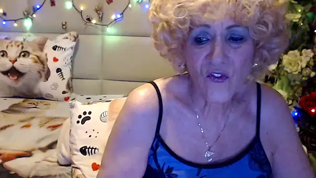 HappyWomanOn online show from March 18, 7:19 pm