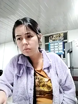 ArianaSmith69 online show from February 14, 4:36 am