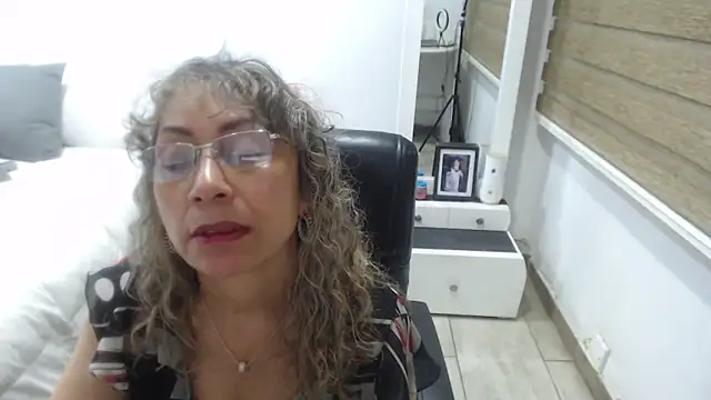 jesy hot online show from February 8, 2:26 am