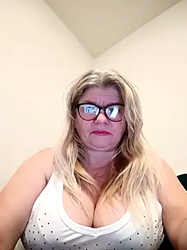 Diana 49 online show from April 11, 7:45 am