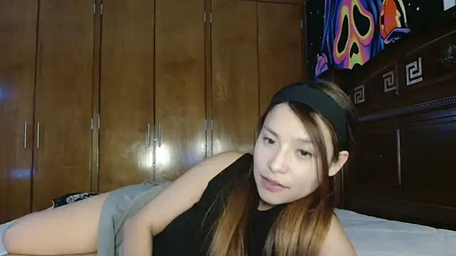 3littleschoolteens online show from March 31, 4:12 am