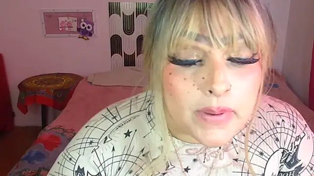 Queen Anne online show from March 3, 9:21 pm