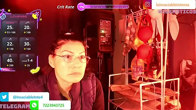 LaInsaciableIntensa online show from April 16, 1:50 am