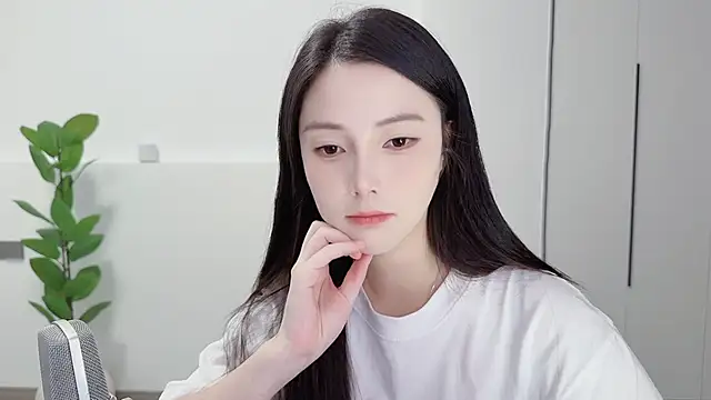 Snapshot of HaagenDazs_ chatting on October 7, 1:04 pm HaagenDazs online show from October 7, 1:04 pm
