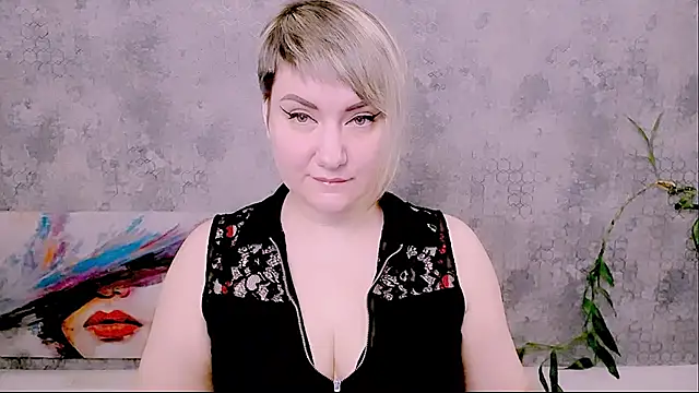 Djullia online show from January 15, 7:03 am