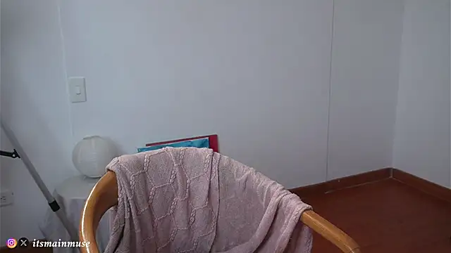 raphttalia  online show from February 12, 9:38 pm