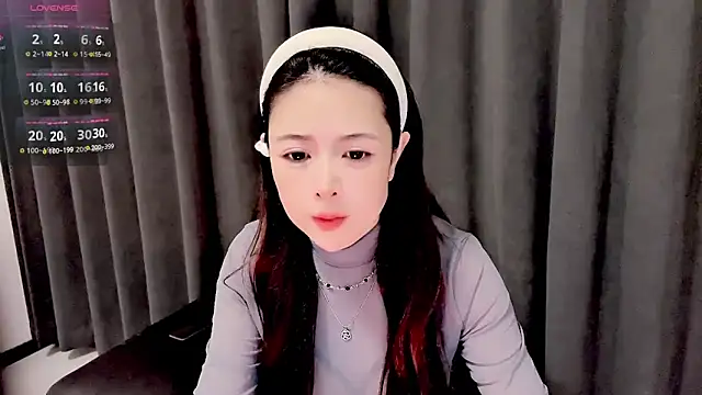candy-yiyi online show from May 27, 1:49 am