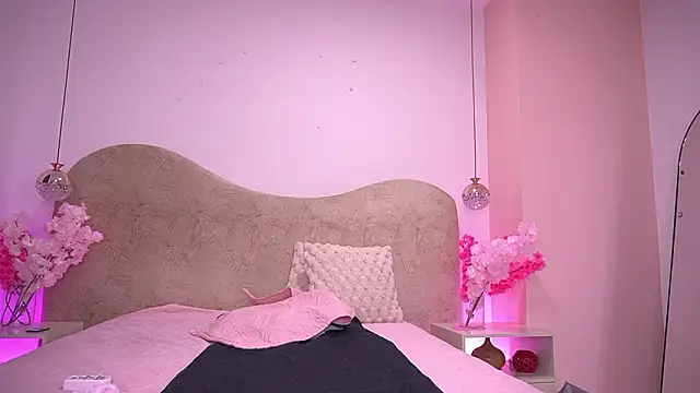 zzoe  online show from March 10, 3:10 am