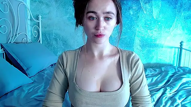 millllina online show from November 30, 2:32 pm